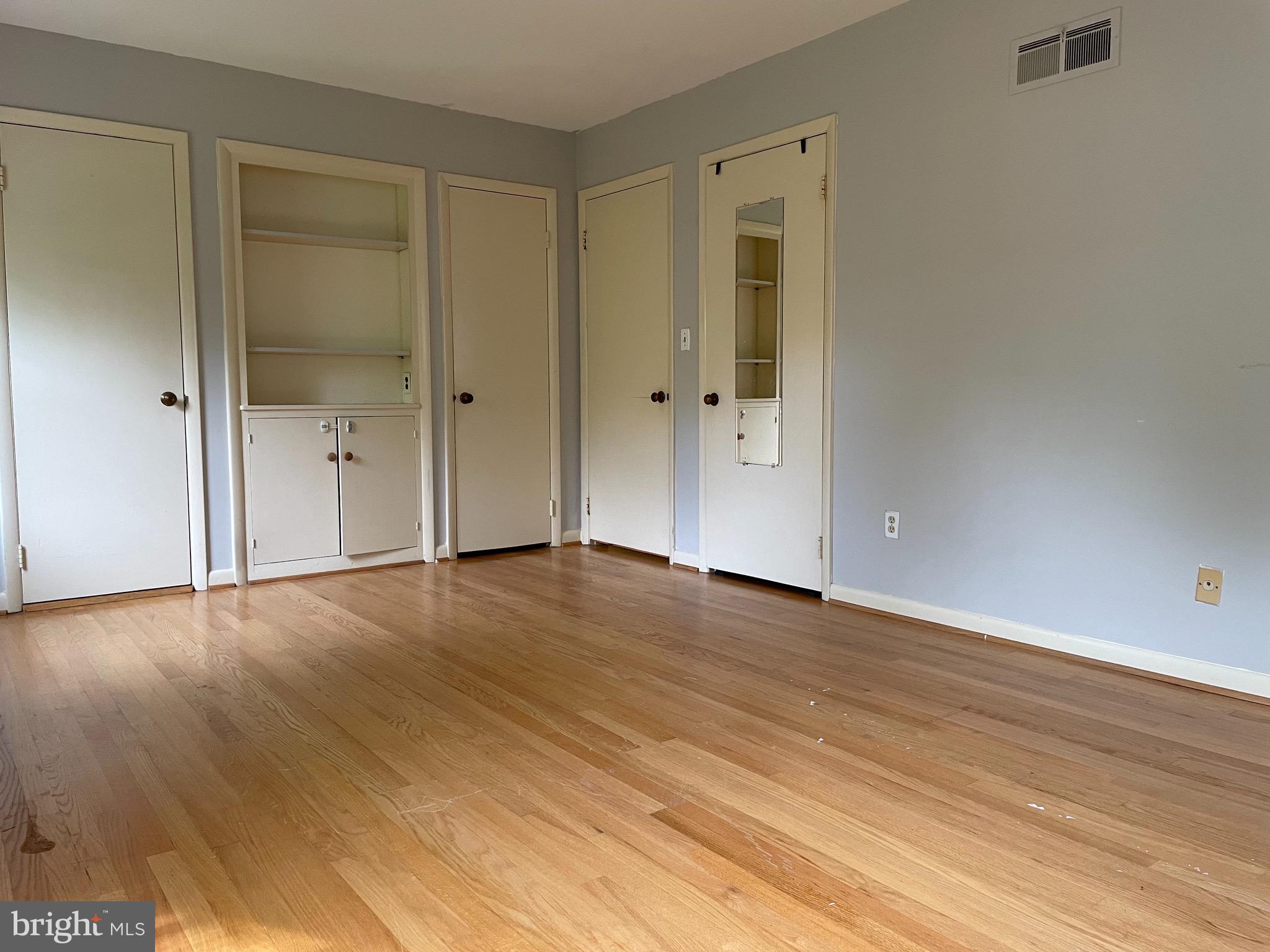 5010 Westport Road Chevy Chase, MD 20815 - Photo 21 of 39 Master Bedroom on Upper1