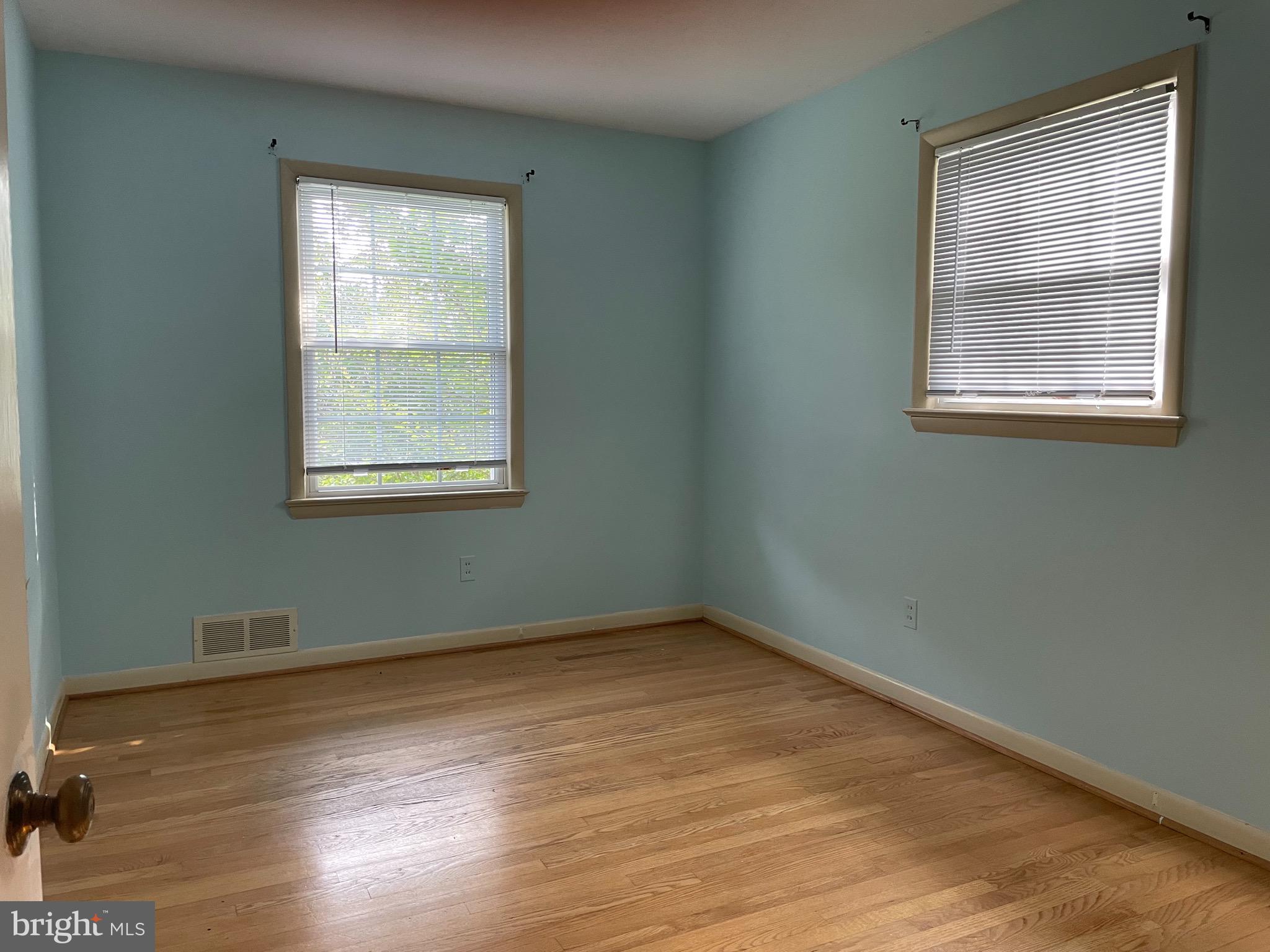 5010 Westport Road Chevy Chase, MD 20815 - Photo 26 of 39 Room 2