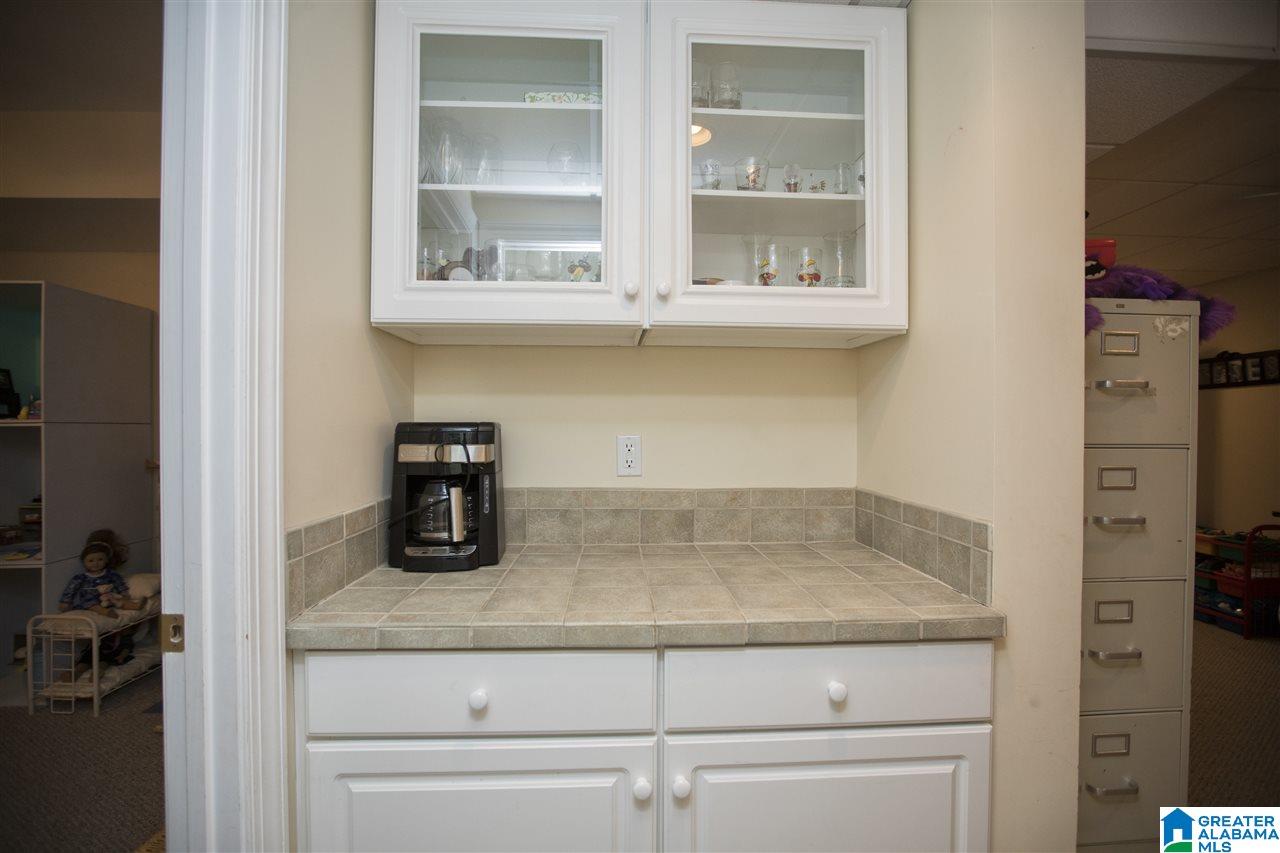 1009 Oak Tree Road Birmingham, AL 35244 - Photo 40 of 50