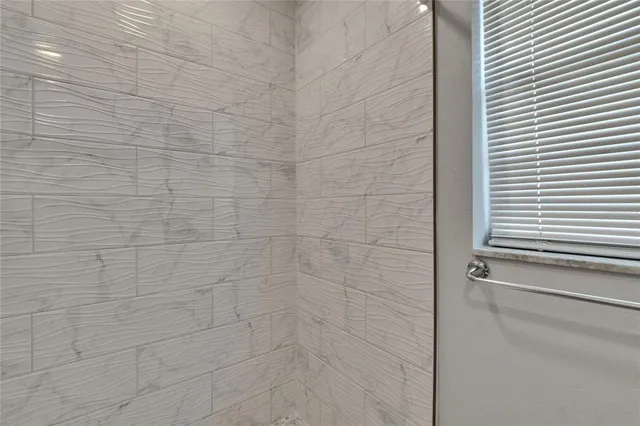 $650,000 | 2219 Summit View Drive, Valrico, FL 33596