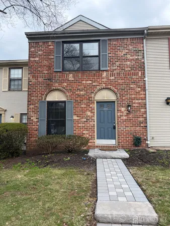 $440,000 | 246 Hampshire Court, Piscataway, NJ 08854