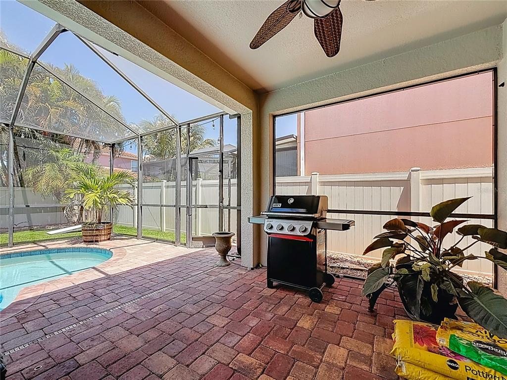 10193 Grand Oak Circle Madeira Beach, FL 33708 - Photo 56 of 67 a room with musical instruments