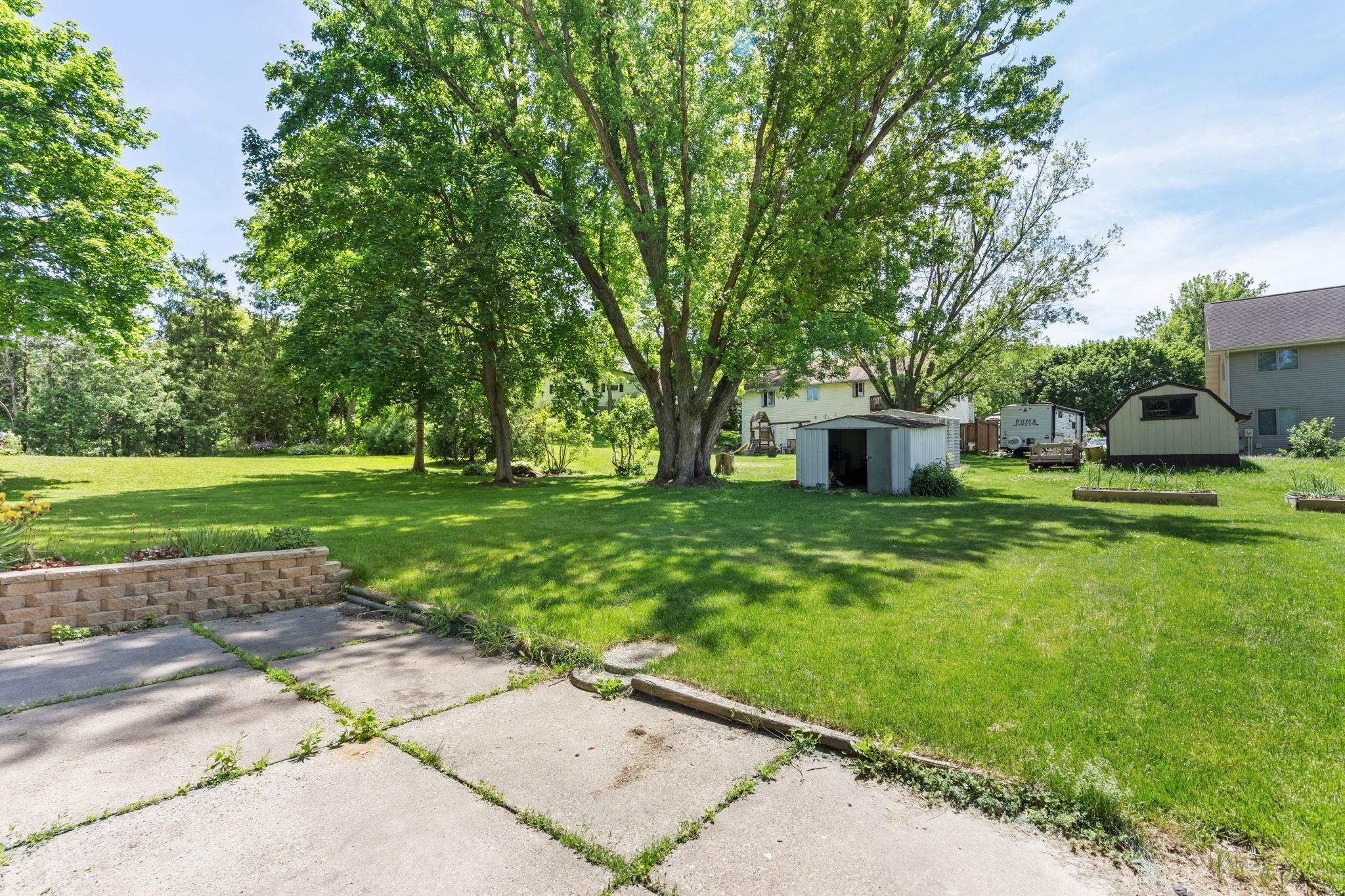 1101 Hillview Road Black Earth, WI 53515 - Photo 39 of 41