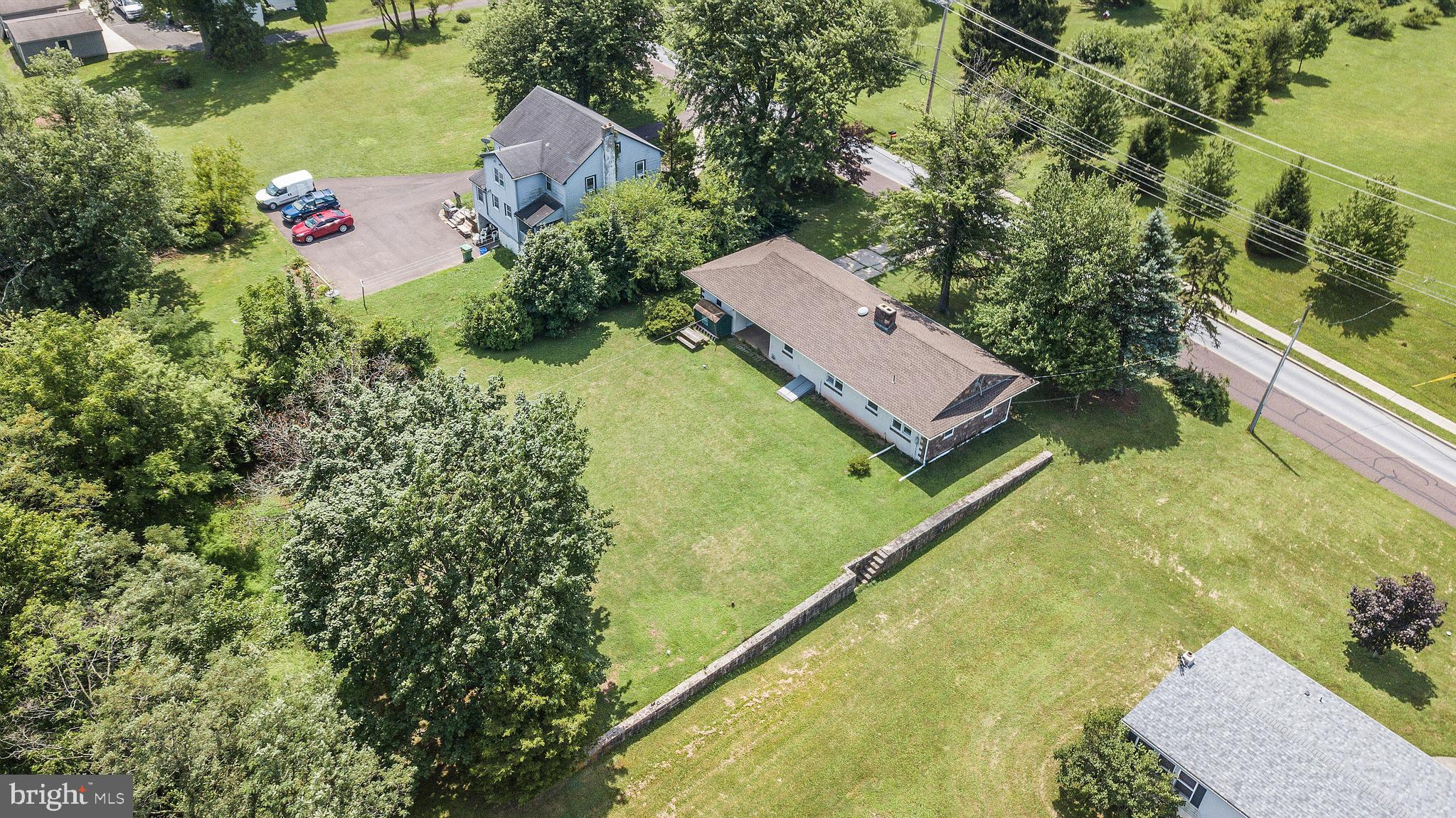 677 Old Schuylkill Road Pottstown, PA 19465 - Photo 2 of 18 Gallery Image 2