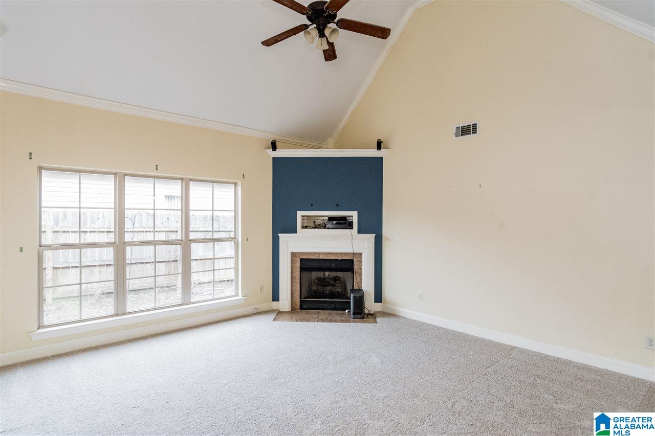 217 Falling Waters Way Alabaster, AL 35114 - Photo 3 of 30