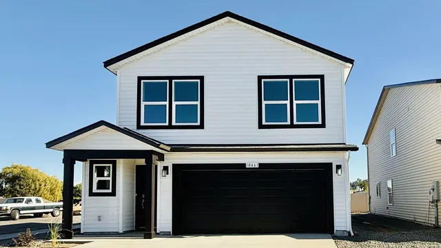 $408,995 | 68 South Airlift Street, Airway Heights, WA 99001