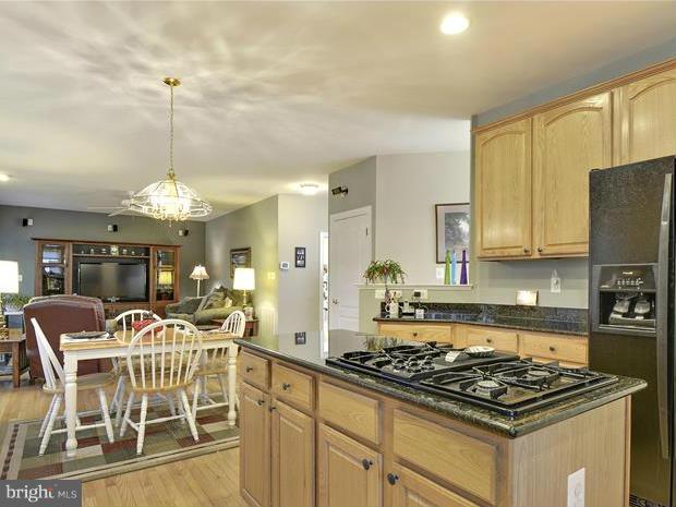 623 Crawfords Ridge Road Odenton, MD 21113 - Photo 8 of 30 Kitchen