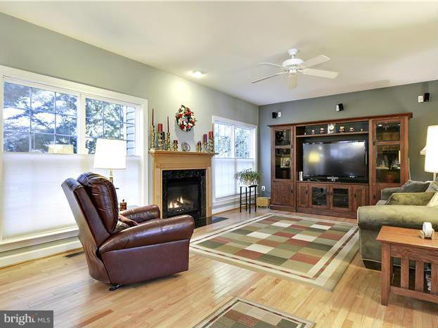 623 Crawfords Ridge Road Odenton, MD 21113 - Photo 9 of 30 Family Room