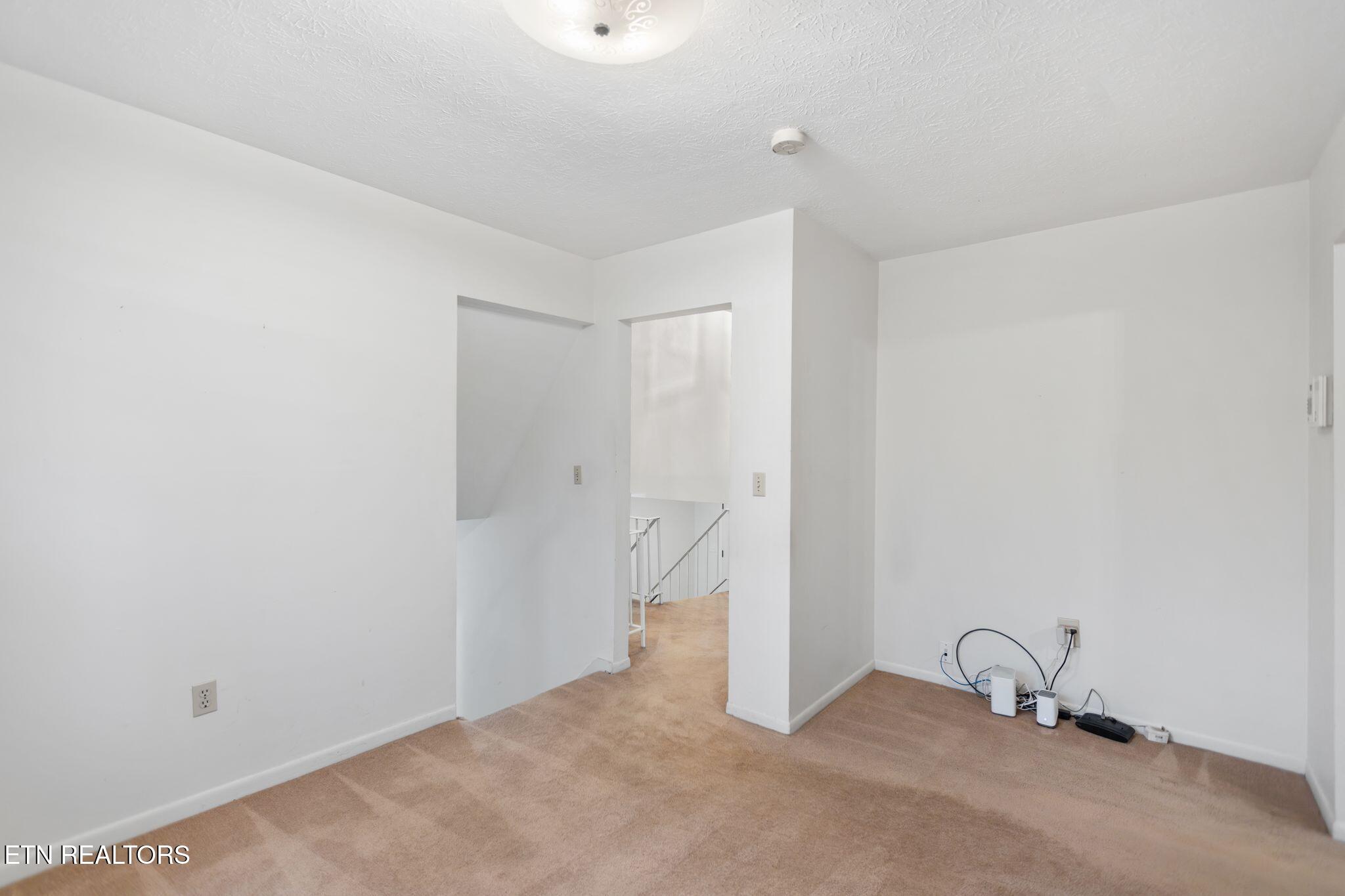 155 Chestnut Hill Road Harriman, TN 37748 - Photo 11 of 31 Photo May 14 2026, 9 15 13 PM