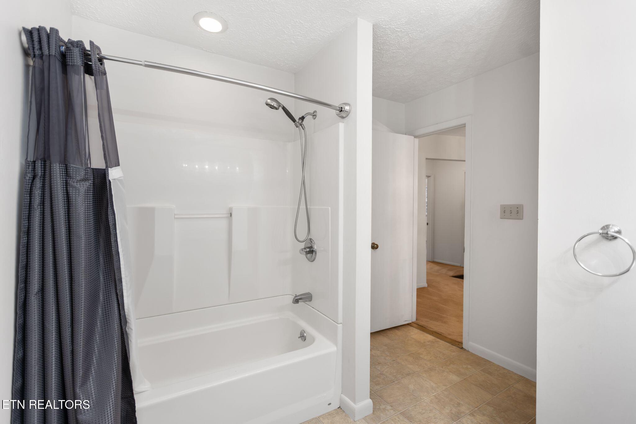 155 Chestnut Hill Road Harriman, TN 37748 - Photo 18 of 31 Photo May 14 2026, 9 24 25 PM