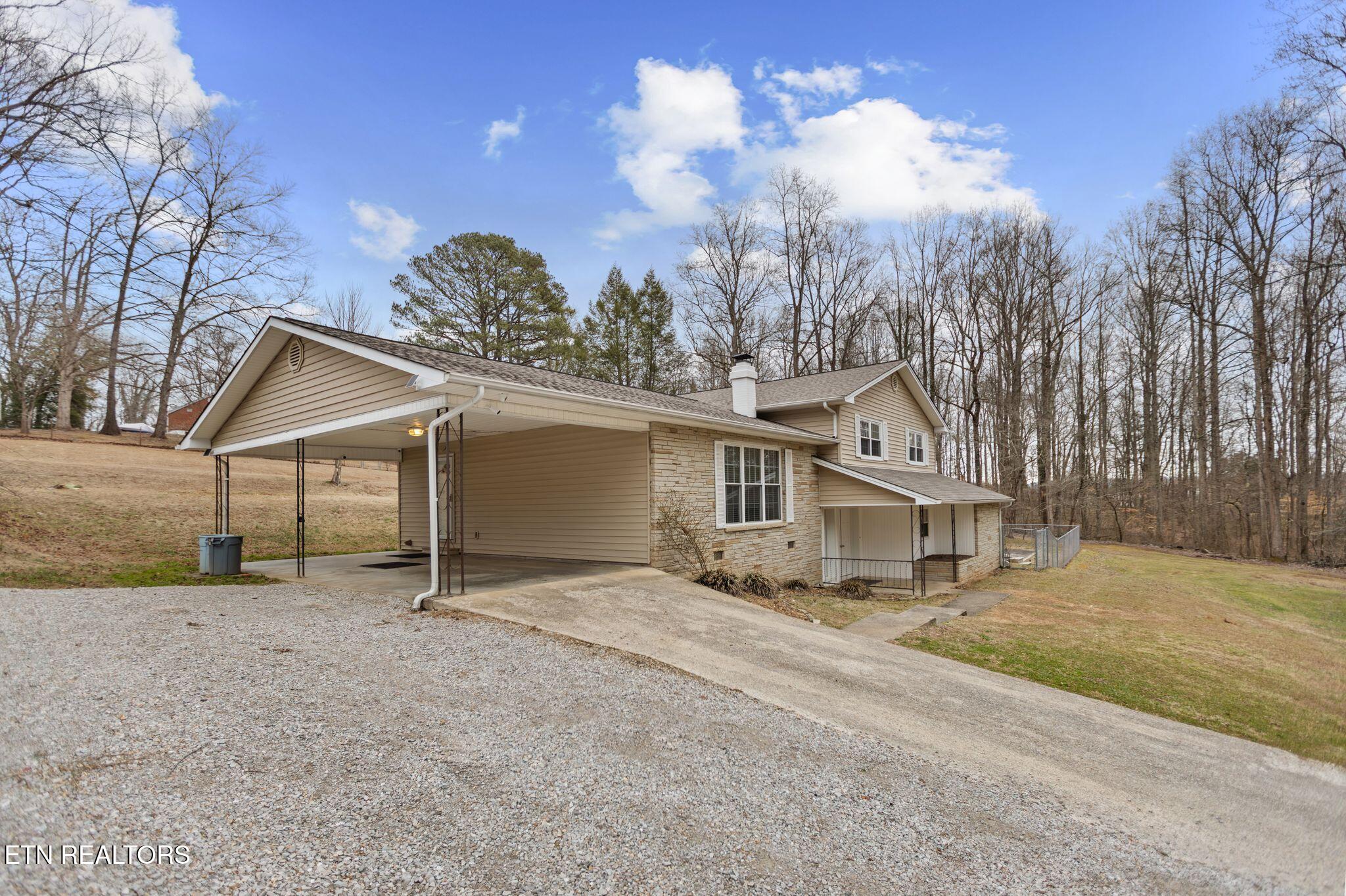 155 Chestnut Hill Road Harriman, TN 37748 - Photo 22 of 31 Photo May 14 2026, 9 39 46 PM