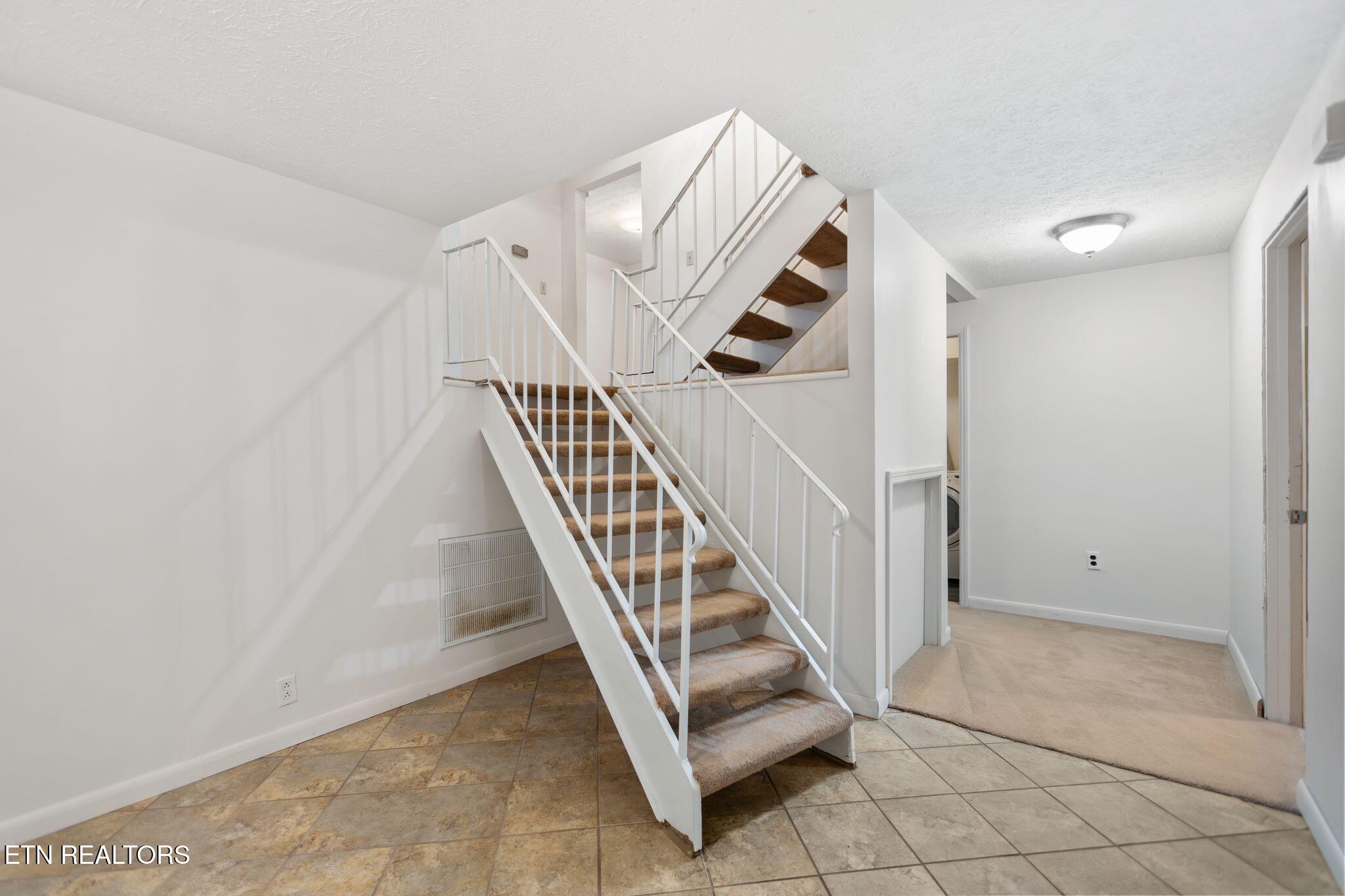 155 Chestnut Hill Road Harriman, TN 37748 - Photo 6 of 31 Photo May 14 2026, 9 21 37 PM