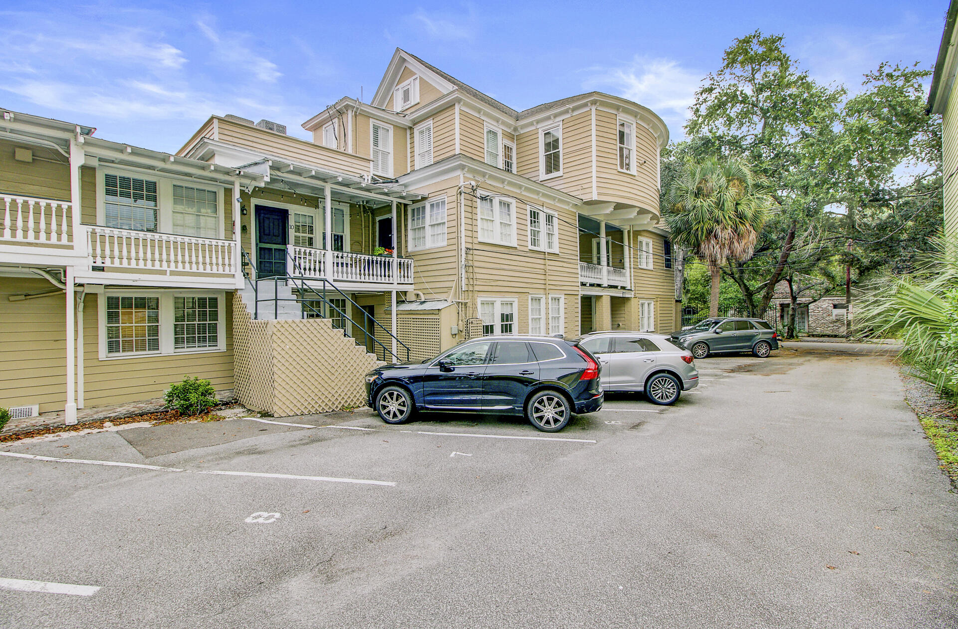 33 Pitt Street, Unit 7 Charleston, SC 29401 - Photo 12 of 18 Deeded Parking