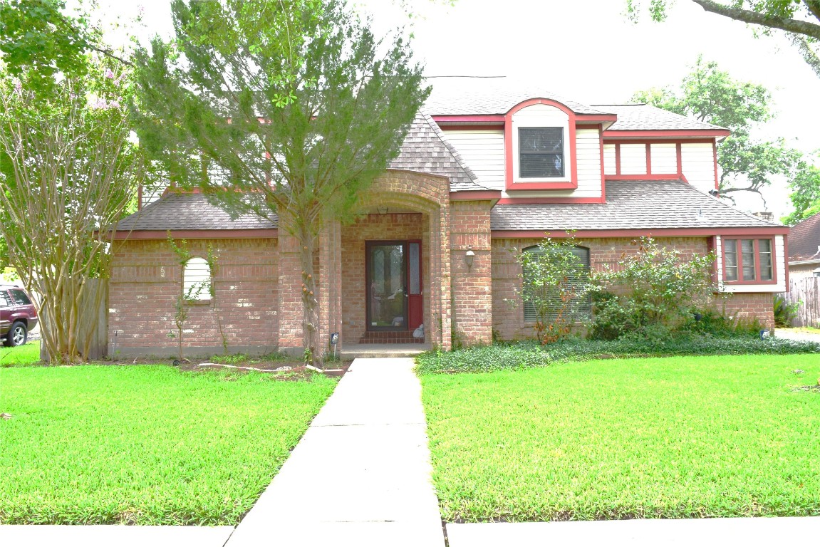 7331 Rancho Mission Drive Houston, TX 77083 - Photo 1 of 24 Front