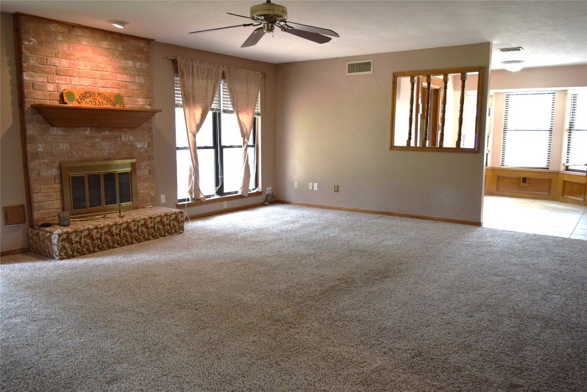 7331 Rancho Mission Drive Houston, TX 77083 - Photo 4 of 24 Family room with fireplace