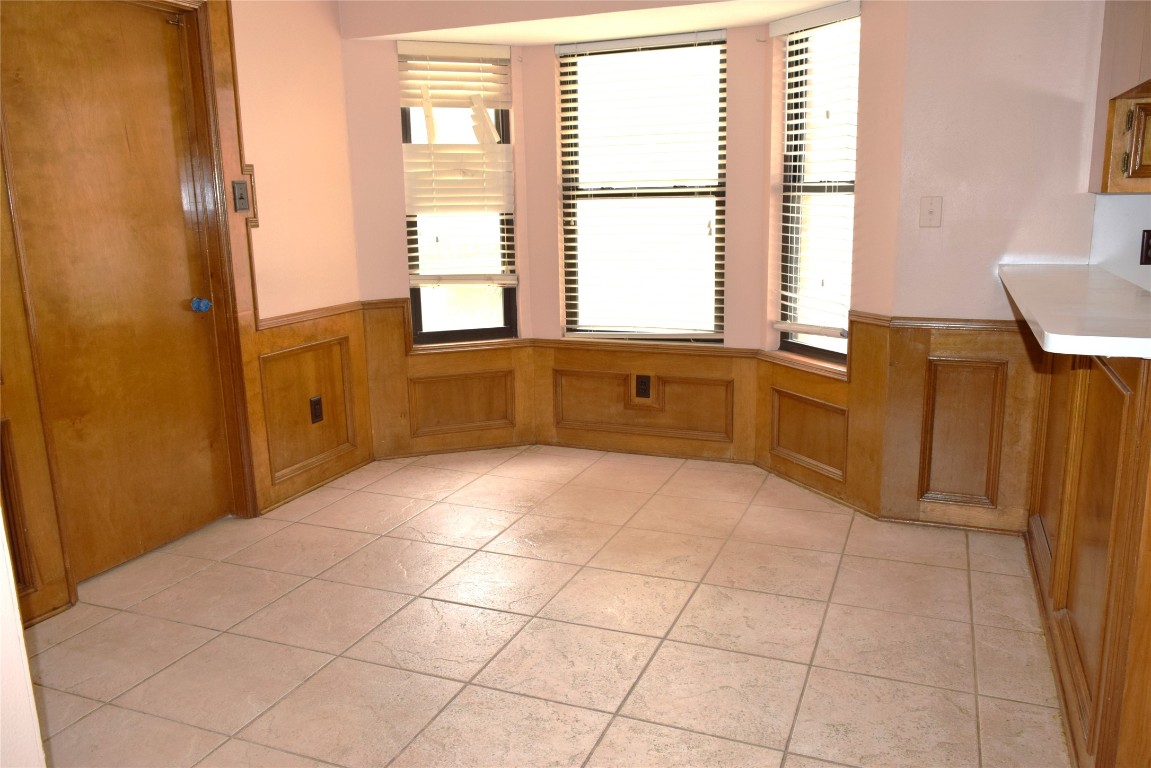 7331 Rancho Mission Drive Houston, TX 77083 - Photo 6 of 24 Breakfast room