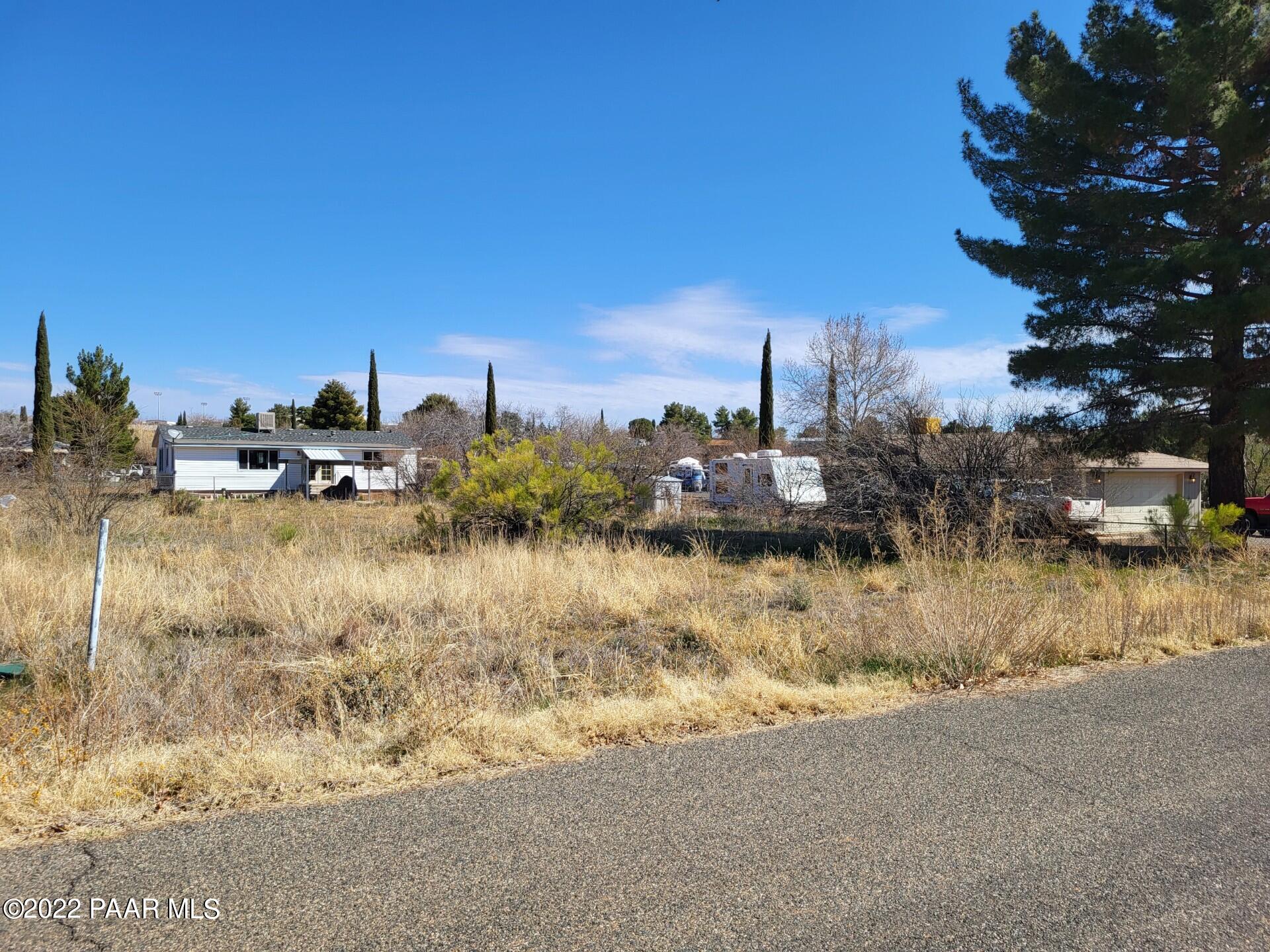 17254 East Peach Tree Road Mayer, AZ 86333 - Photo 2 of 6 -2081675979447034639