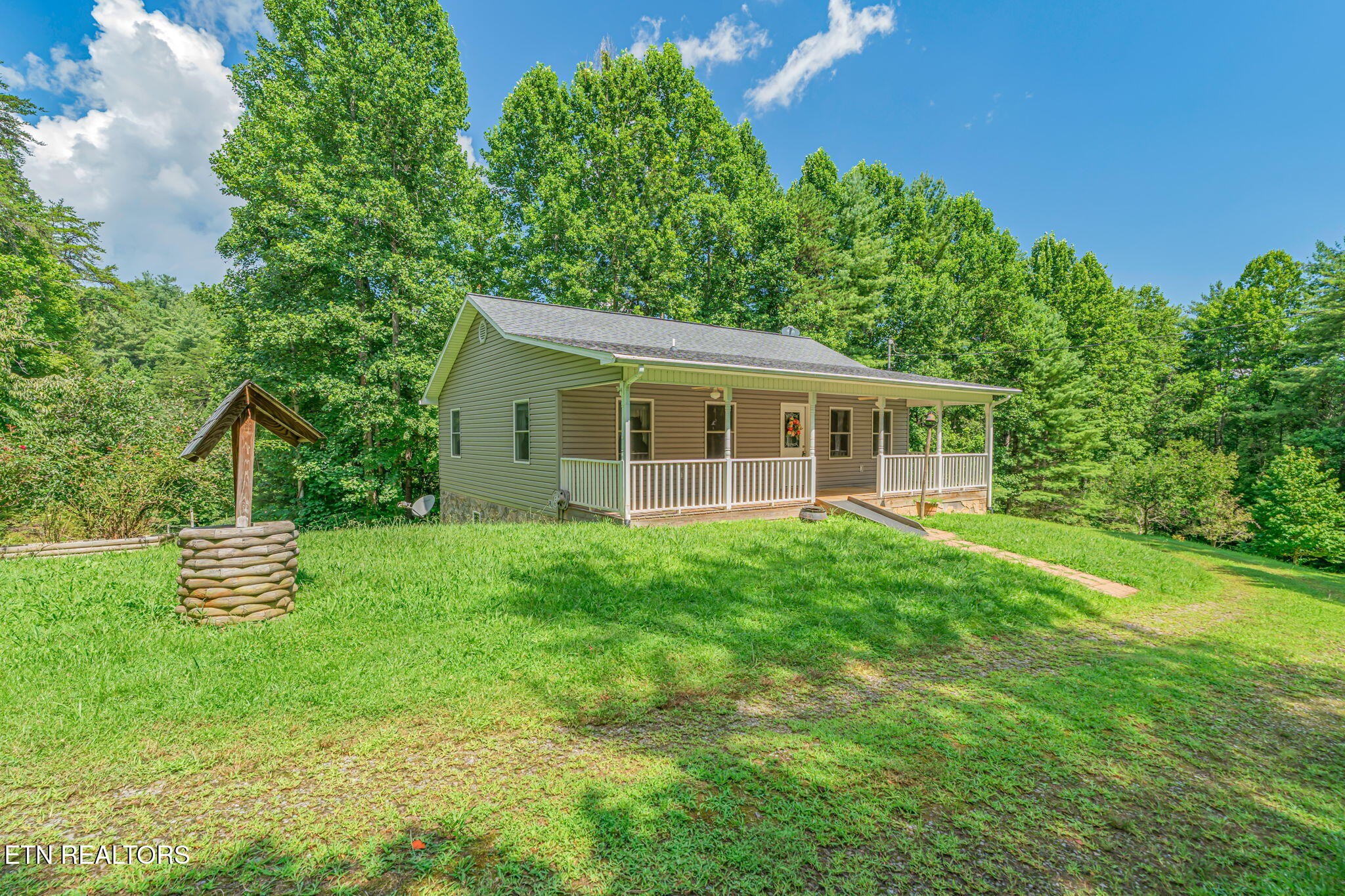 131 Pear Tree Way Del Rio, TN 37727 - Photo 1 of 34 Gallery Image 1