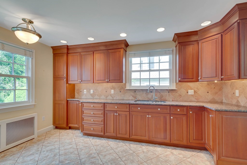 89 Martin Road Milton, MA 02186 - Photo 13 of 35
