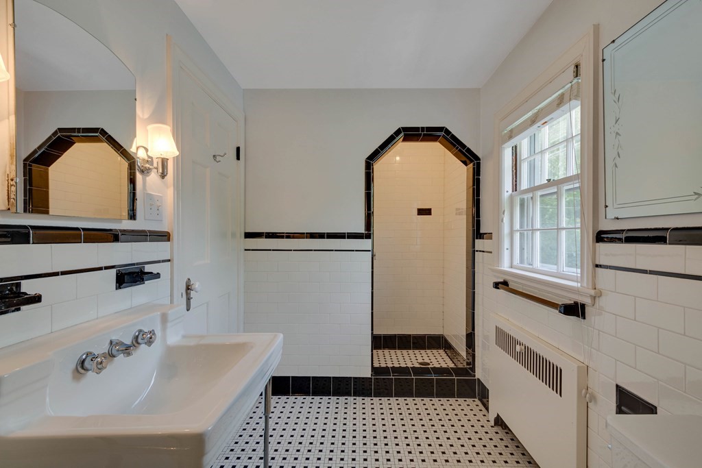 89 Martin Road Milton, MA 02186 - Photo 19 of 35