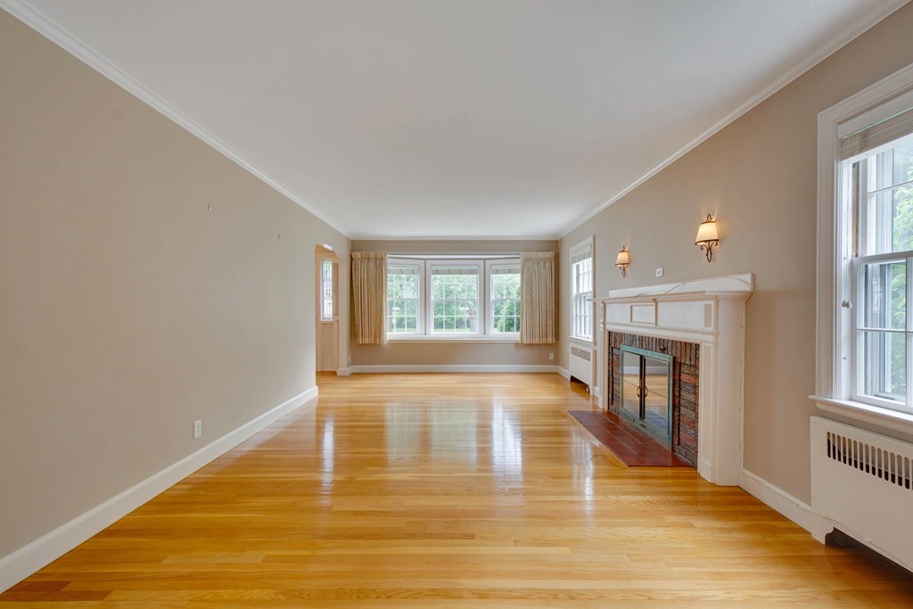 89 Martin Road Milton, MA 02186 - Photo 7 of 35
