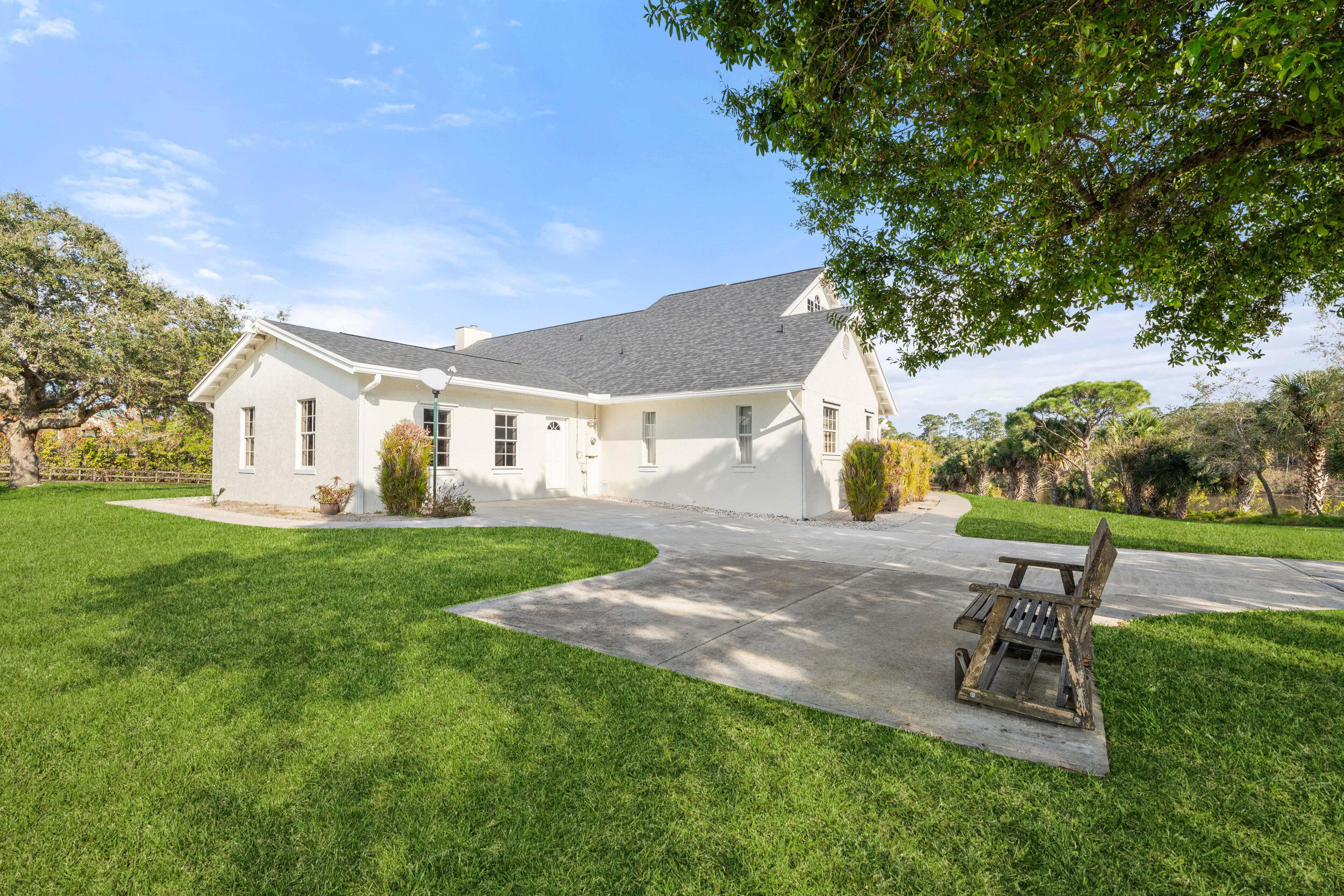 10125 Southwest Green Ridge Lane, Unit LANE Palm City, FL 34990 - Photo 12 of 84 6_smg05450