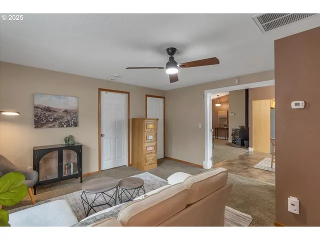 $595,000 | 1393 Southwest Alexander Drive, Dallas, OR 97338