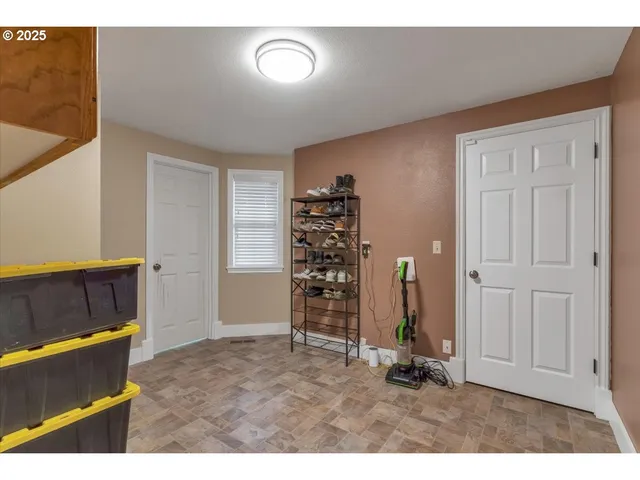 $595,000 | 1393 Southwest Alexander Drive, Dallas, OR 97338