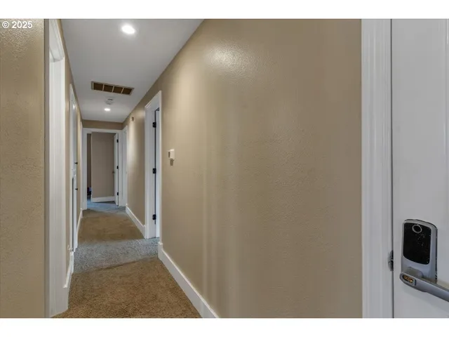 $595,000 | 1393 Southwest Alexander Drive, Dallas, OR 97338