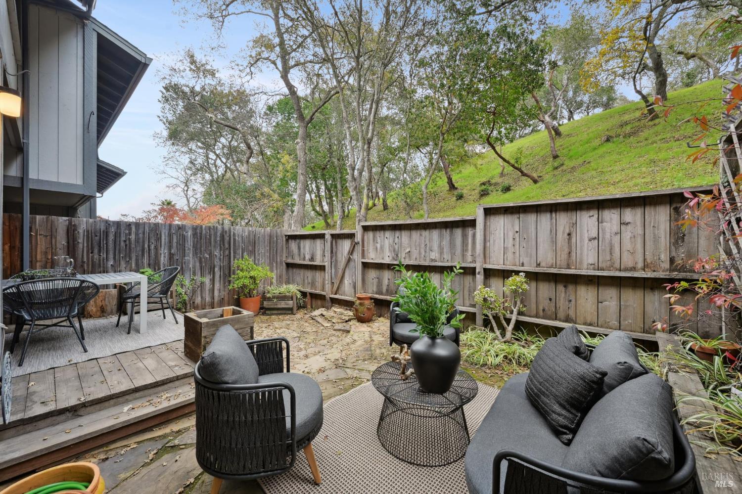 405 Sylvia Way San Rafael, CA 94903 - Photo 18 of 21