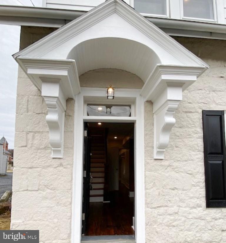 8 South Reamstown Road Reamstown, PA 17567 - Photo 4 of 50 Gallery Image 4