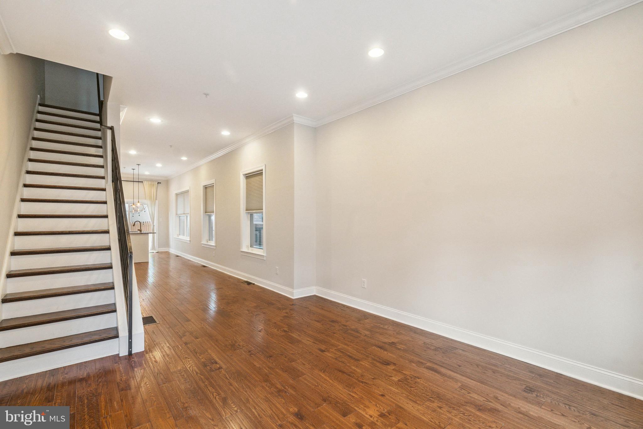 719 East Thompson Street Philadelphia, PA 19125 - Photo 2 of 35