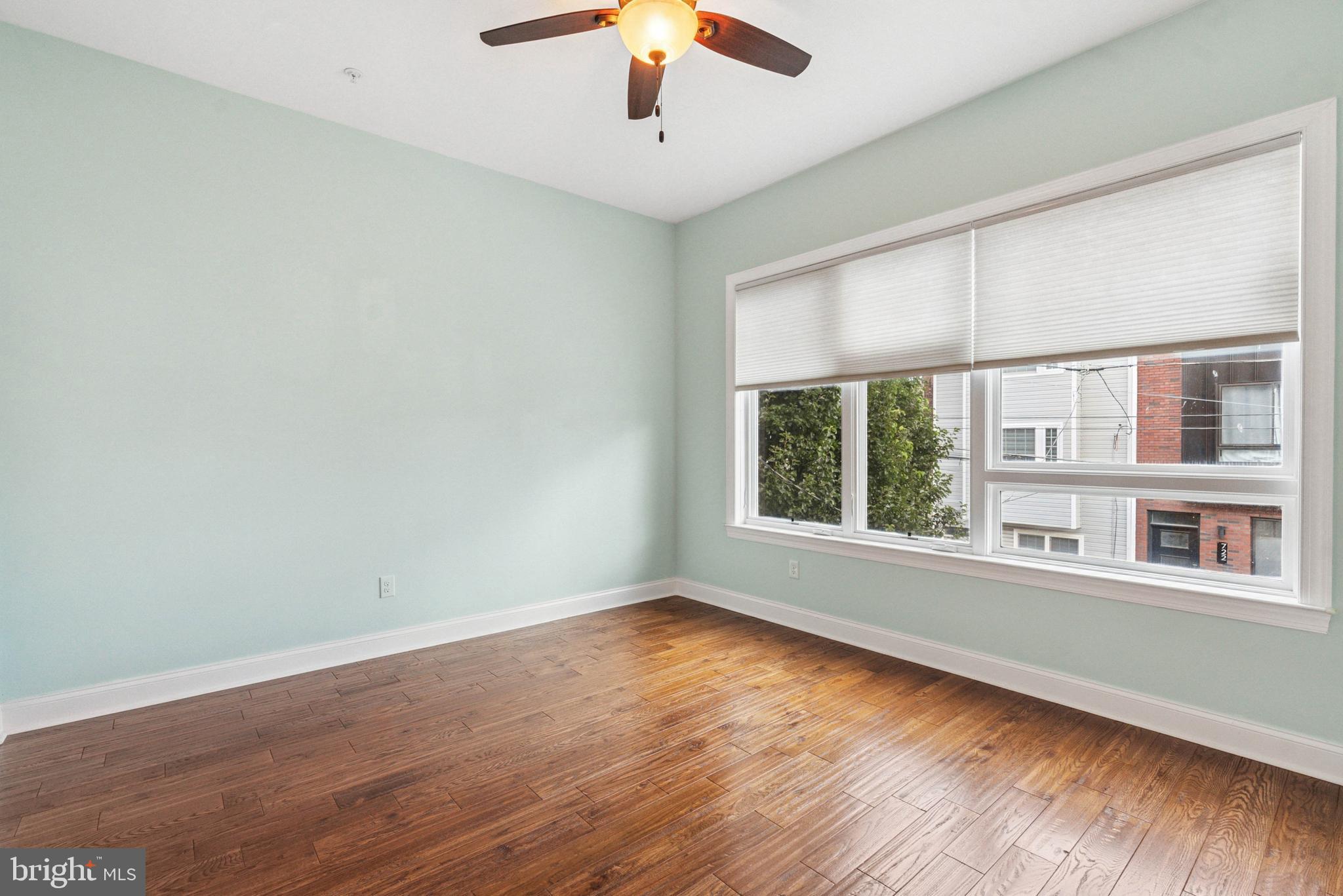 719 East Thompson Street Philadelphia, PA 19125 - Photo 9 of 35