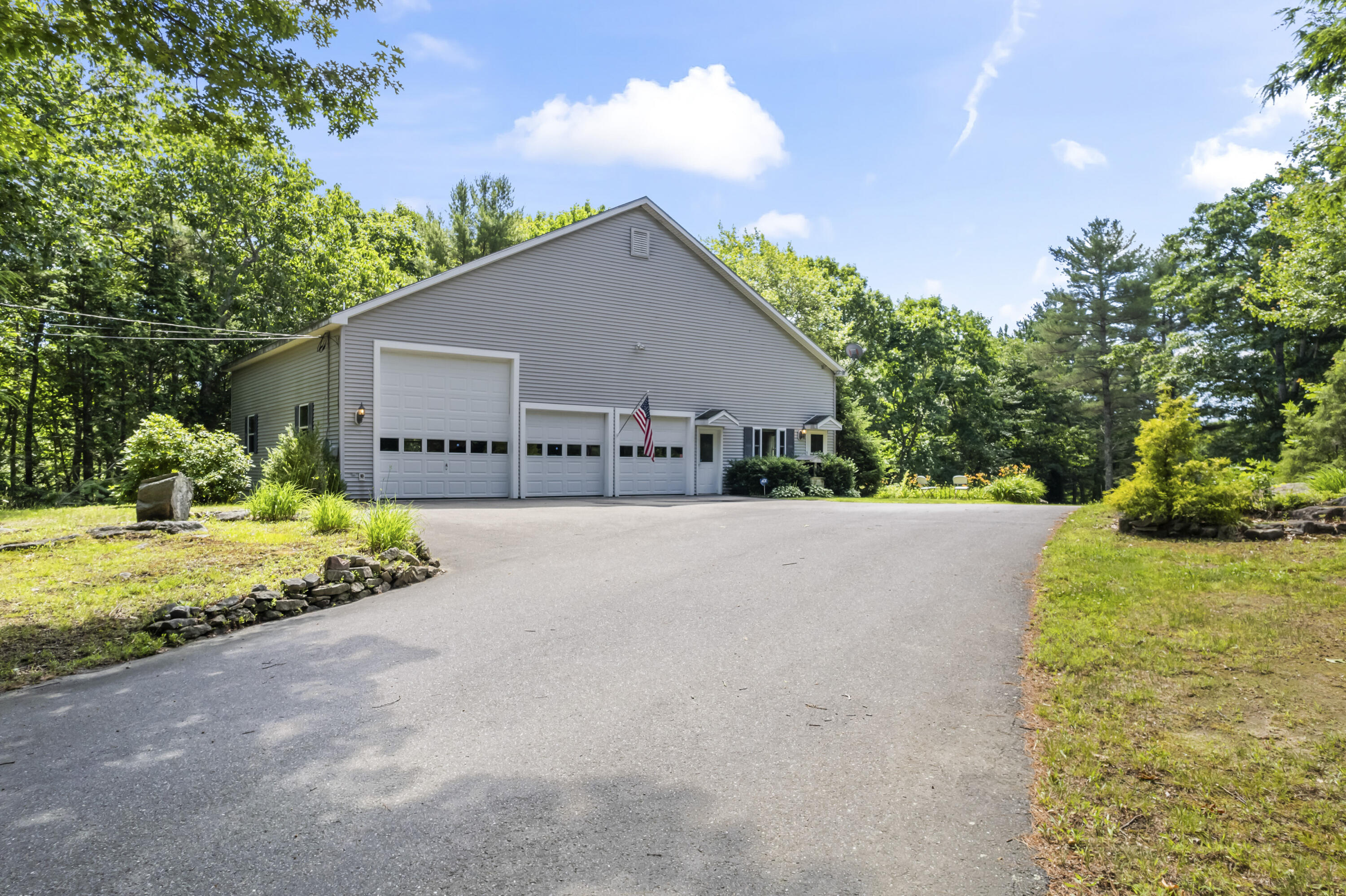 285 Murphy's Corner Road Woolwich, ME 04579 - Photo 2 of 16 285 murphys corner rd_101