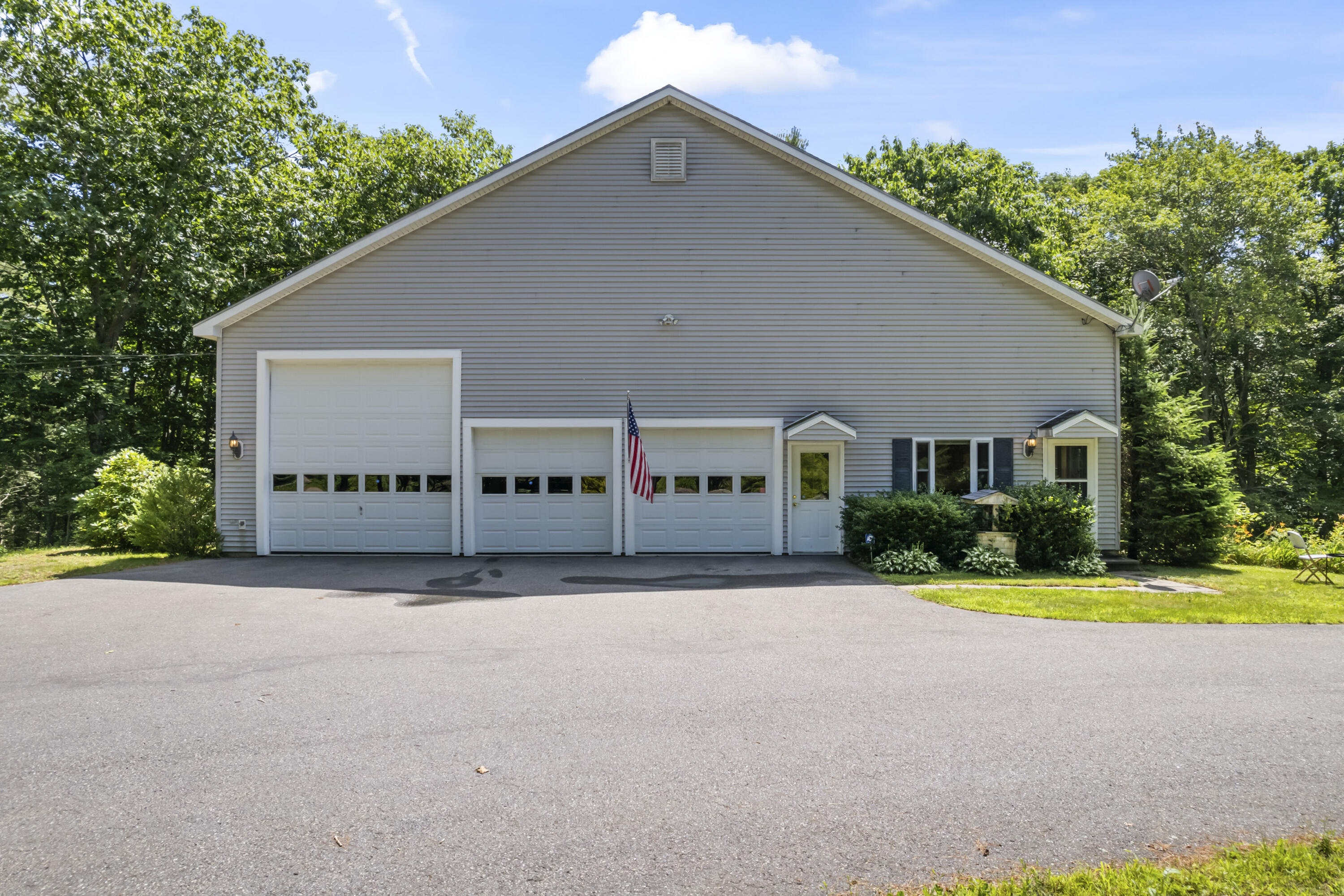 285 Murphy's Corner Road Woolwich, ME 04579 - Photo 3 of 16 285 murphys corner rd_102