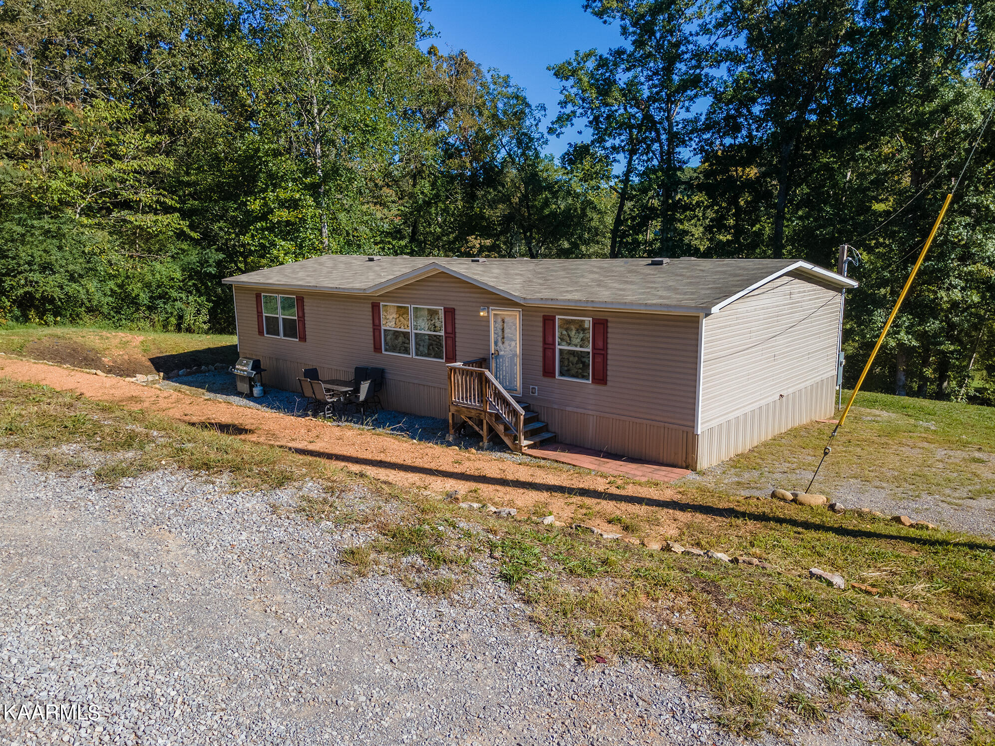 113 Rebel Road Harriman, TN 37748 - Photo 2 of 46 DJI_0202-HDR