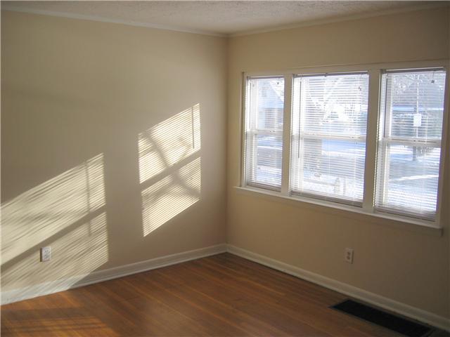 3380 Eakin Road Columbus, OH 43204 - Photo 2 of 18 Gallery Image 2
