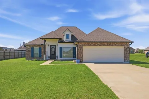 $275,000 | 17494 Jaycee Drive, Iowa, LA 70647