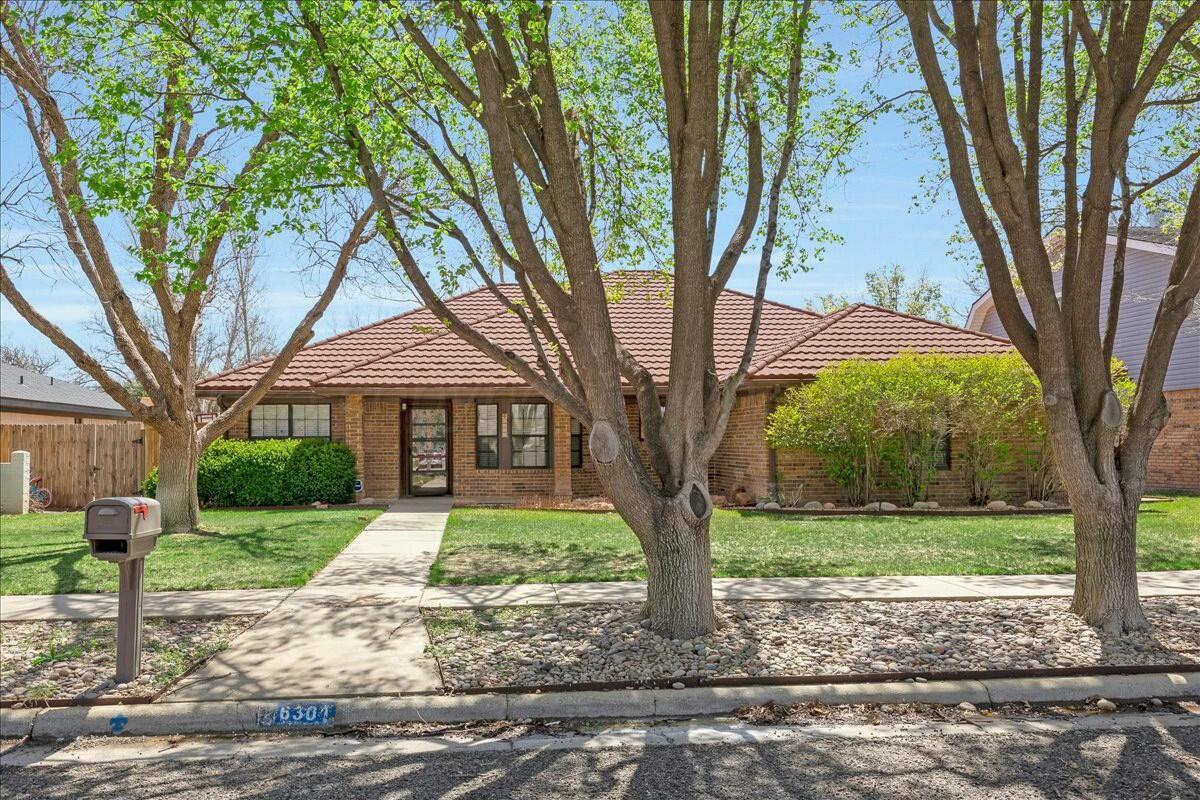 6301 Bayswater Road Amarillo, TX 79109 - Photo 1 of 27 Front