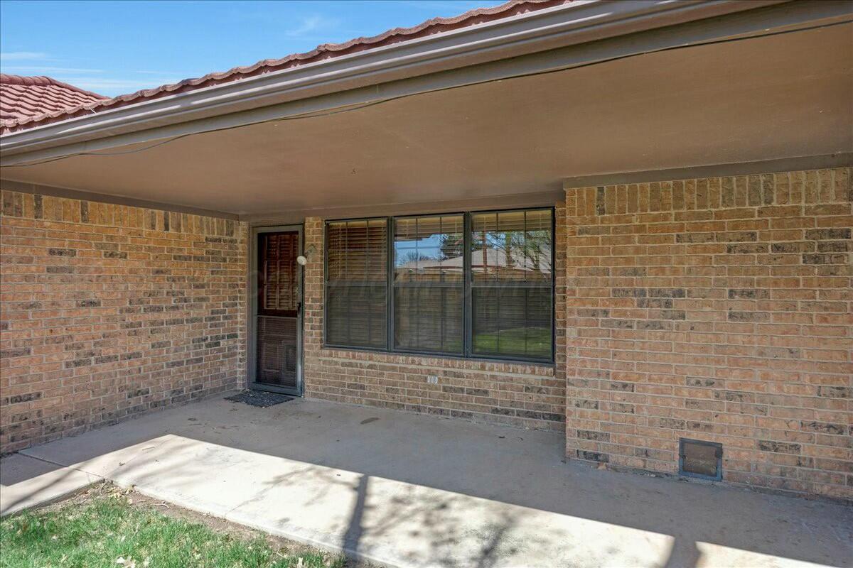 6301 Bayswater Road Amarillo, TX 79109 - Photo 23 of 27 Covered Patio
