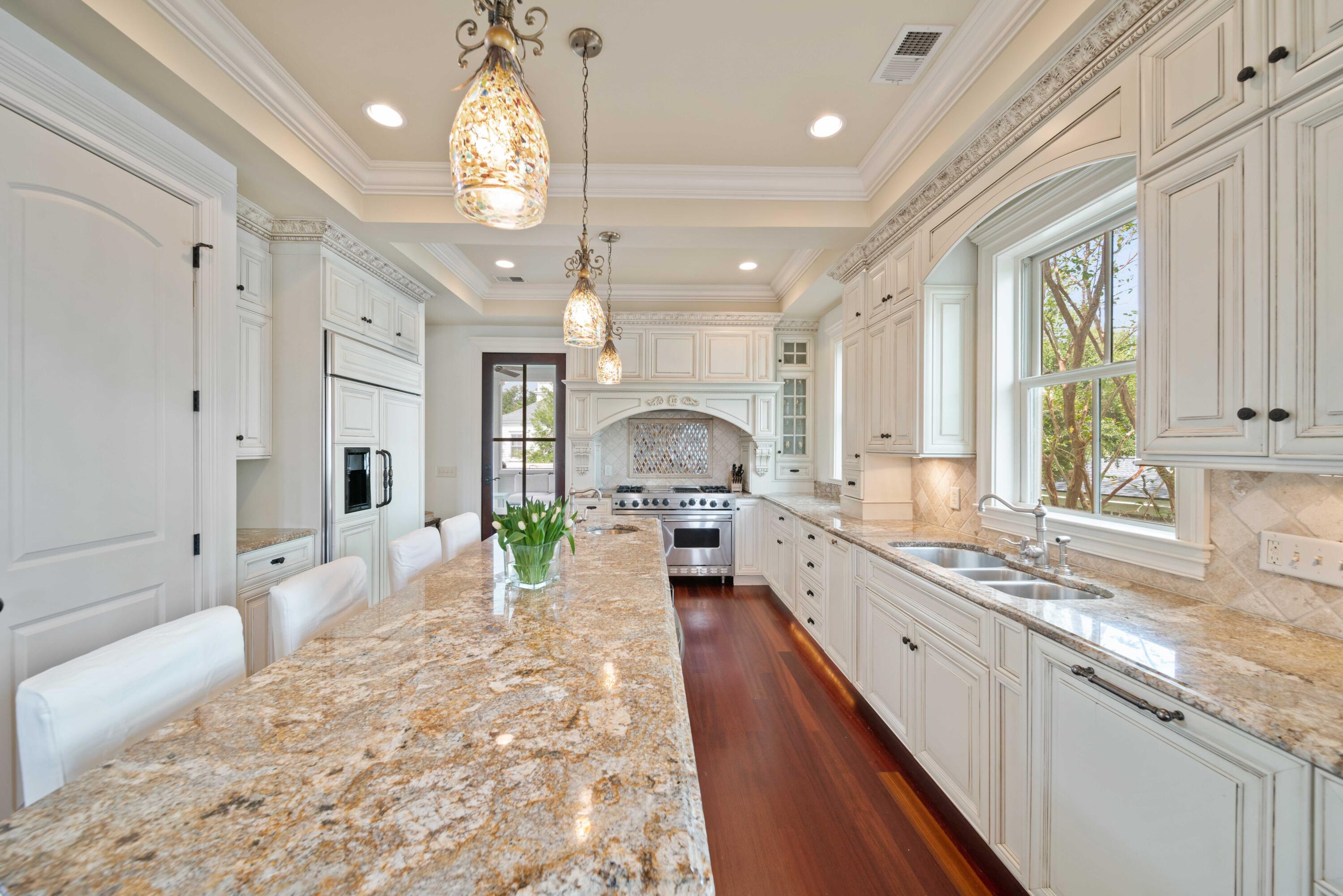 205 Ponsbury Road Mount Pleasant, SC 29464 - Photo 20 of 65 Large Kitchen Island