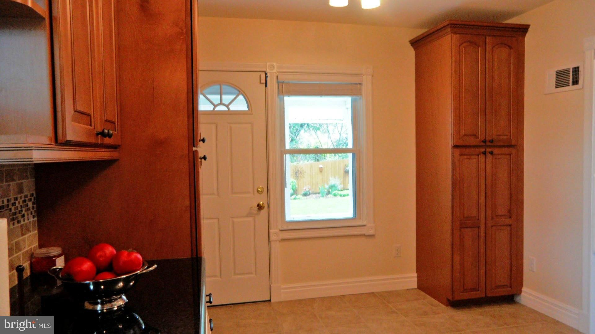 10407 Amherst Avenue Silver Spring, MD 20902 - Photo 8 of 30 back door
