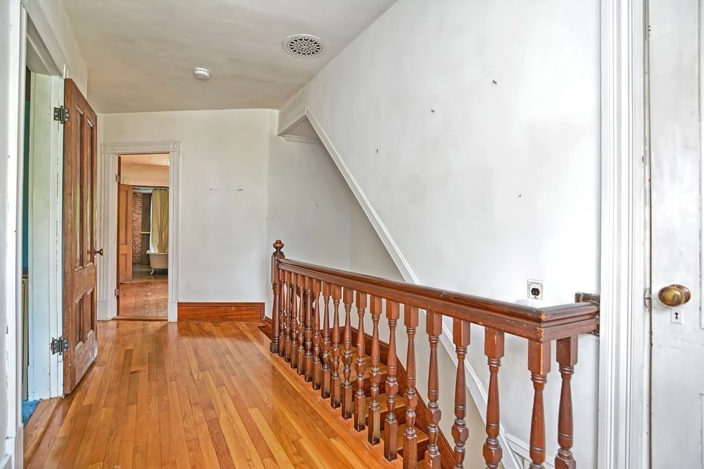 16 Oakland Road Sharon, MA 02067 - Photo 13 of 33 Gallery Image 13