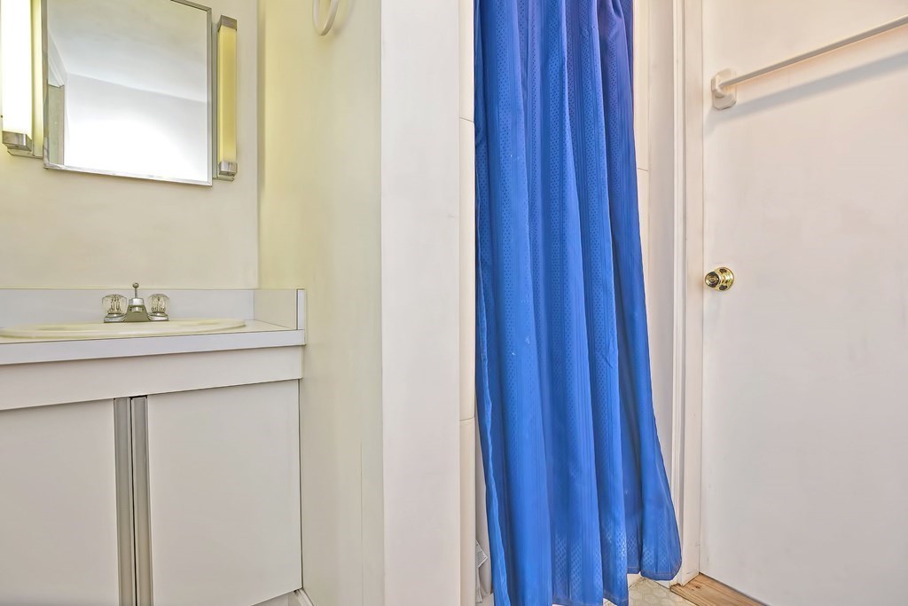 16 Oakland Road Sharon, MA 02067 - Photo 20 of 33 Gallery Image 20