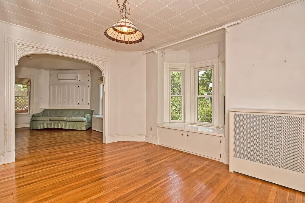 16 Oakland Road Sharon, MA 02067 - Photo 8 of 33 Gallery Image 8