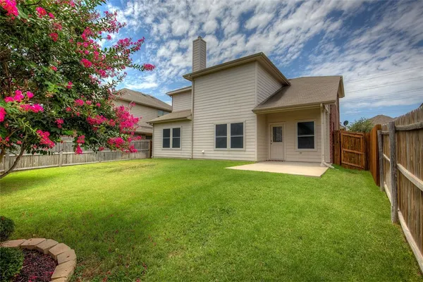 $2,695 | 15628 Landing Creek Lane, Fort Worth, TX 76262
