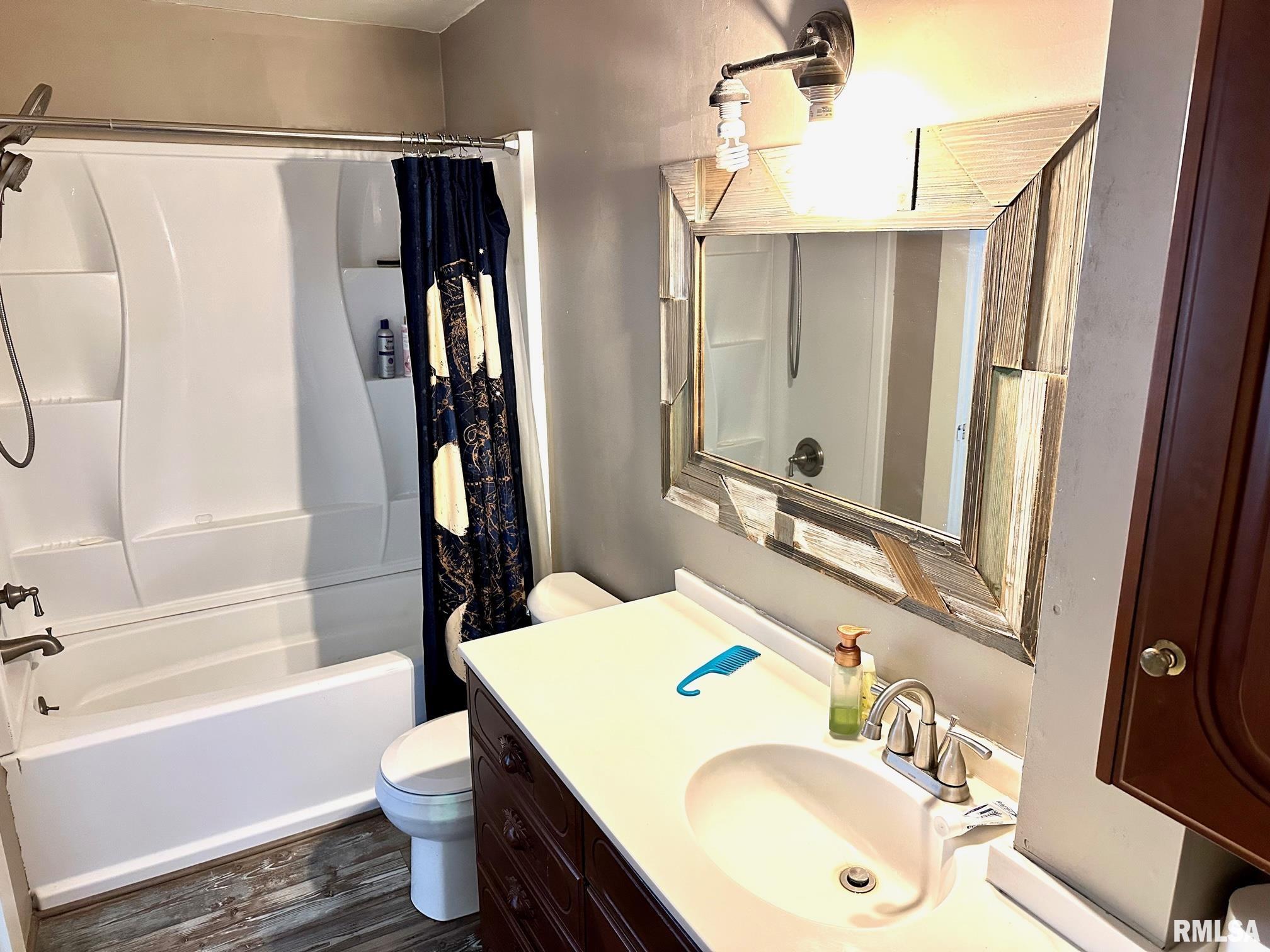 103 North William Street Perry, IL 62362 - Photo 14 of 20 Gallery Image 14