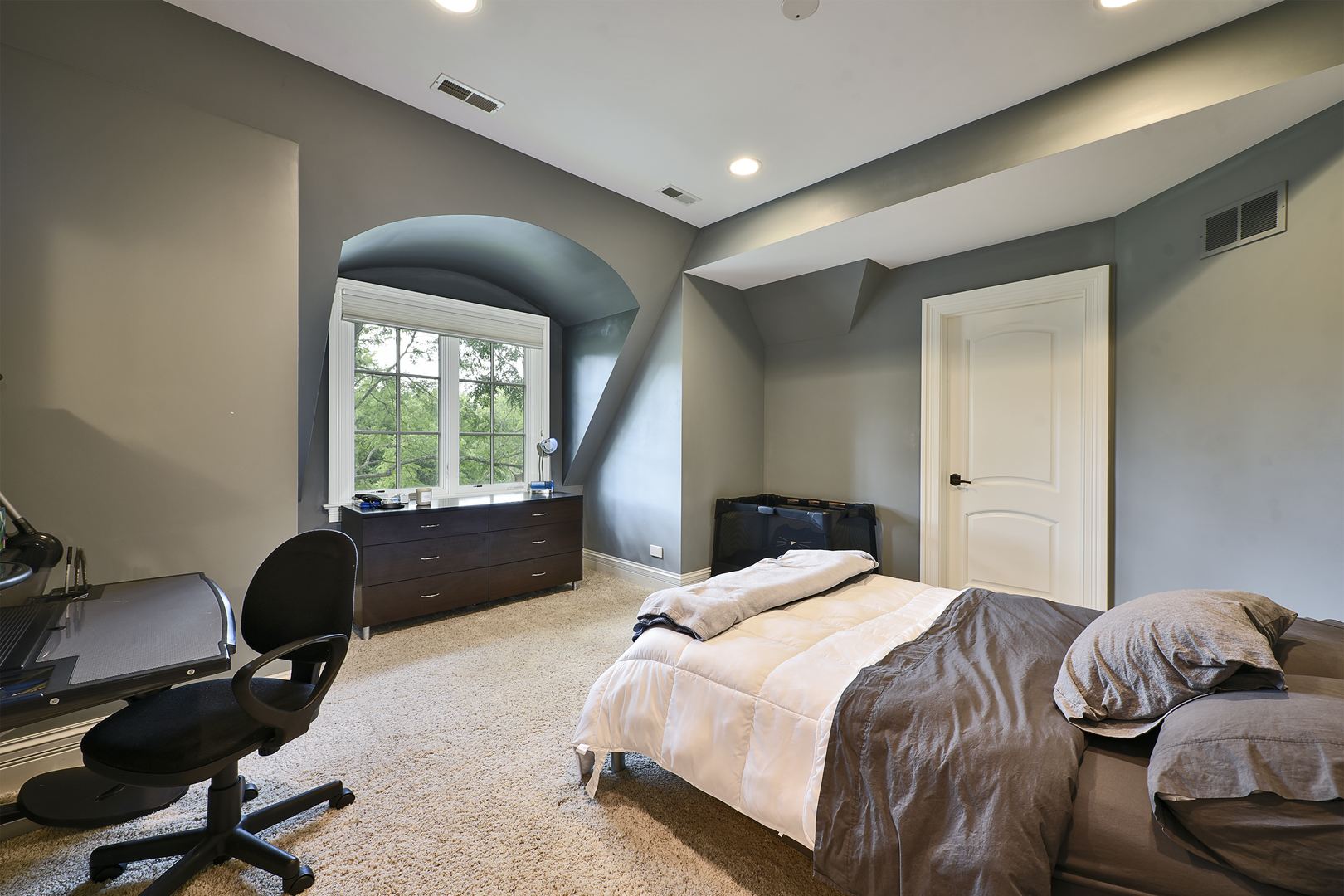 223 North Highland Road Inverness, IL 60067 - Photo 30 of 35 Gallery Image 30