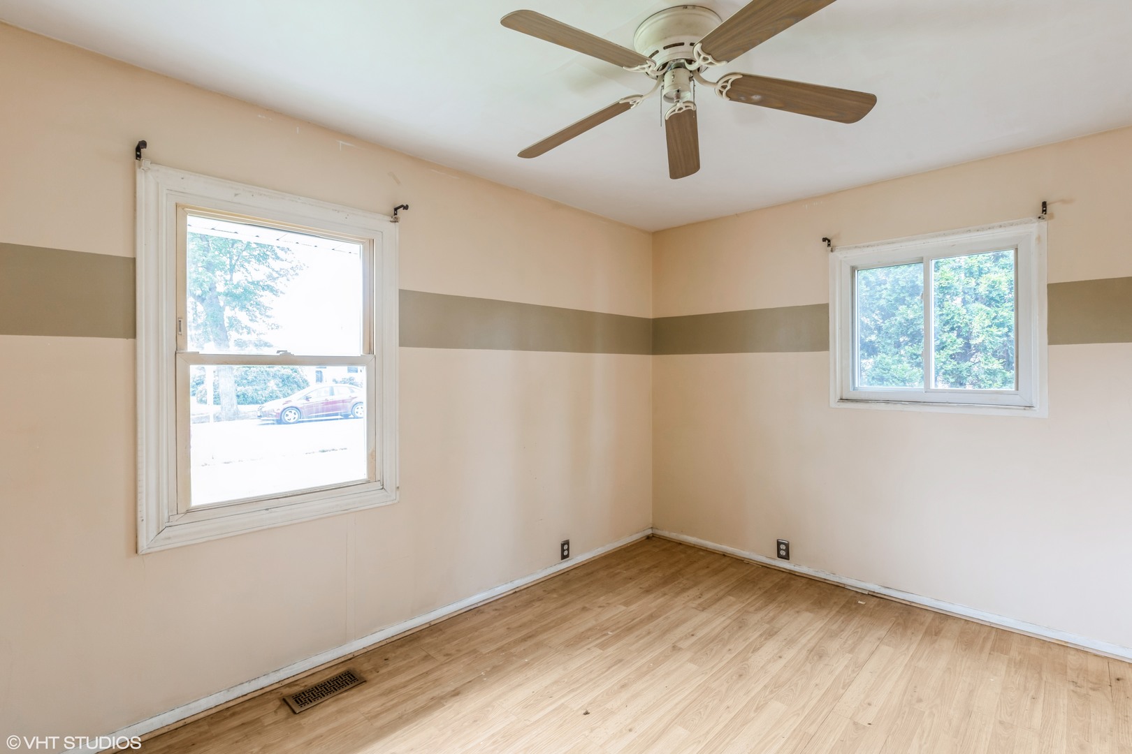 703 Hudson Avenue Romeoville, IL 60446 - Photo 8 of 12 Gallery Image 8