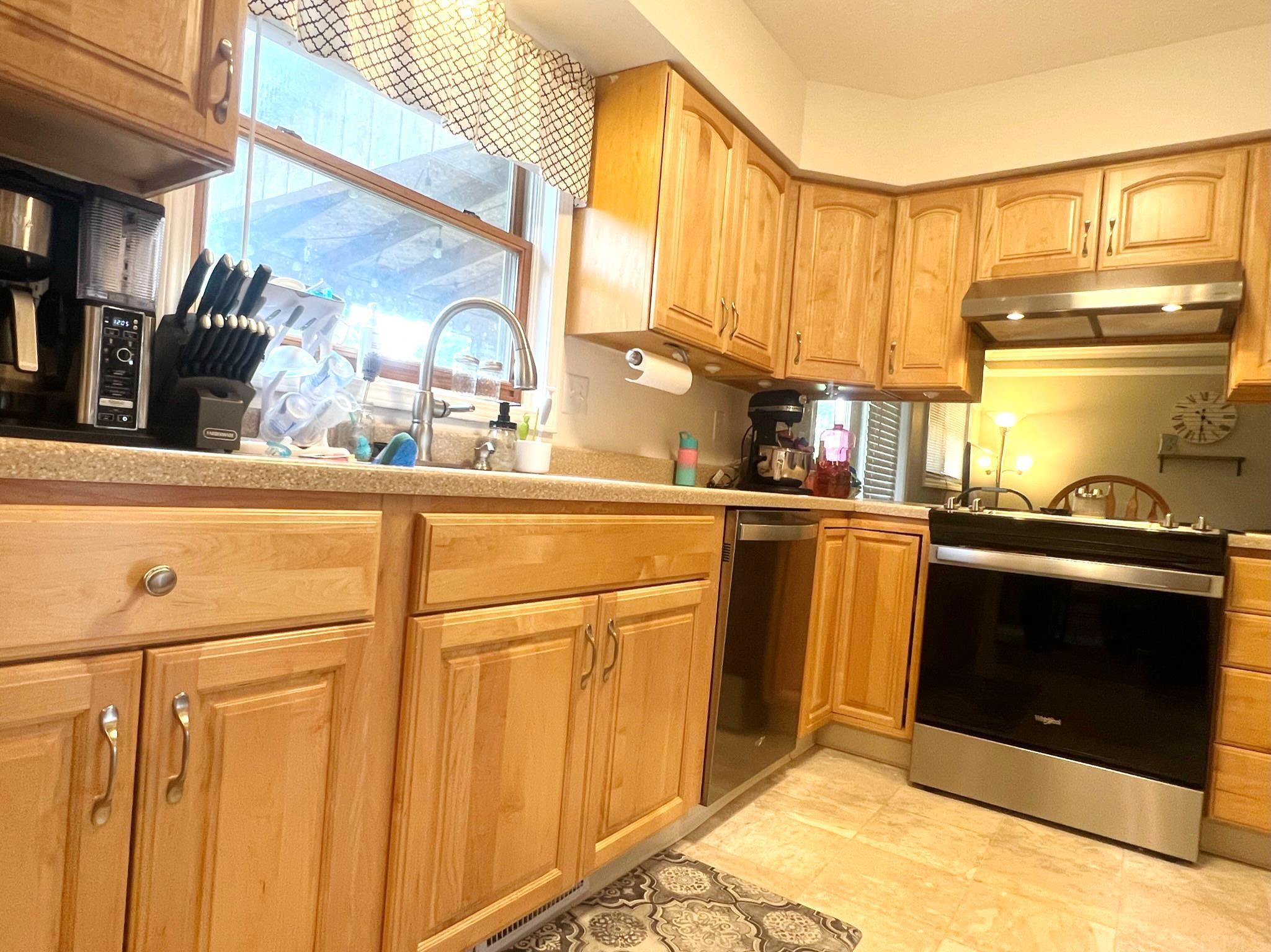 1356 Marigold Road Bloomington, IN 47401 - Photo 9 of 27 Gallery Image 9